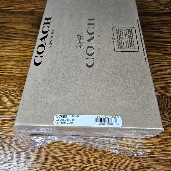 Coach Boxed Corner Zip Wristlet In Signature Canvas With Charms - Picture 6 of 6